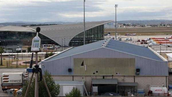 El trànsit de passatgers creix un 20,1% fins a juny en l'aeroport de València El trànsit de passatgers creix un 20,1% fins a juny en l'aeroport de València
