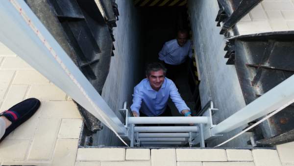 Del Amor en las instalaciones del tanque ambiental Del Amor en las instalaciones del tanque ambiental