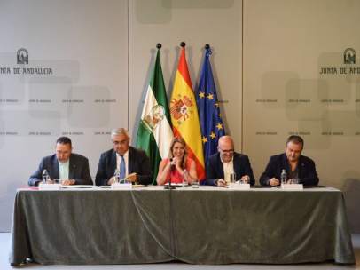 Acuerdo Junta y sindicatos