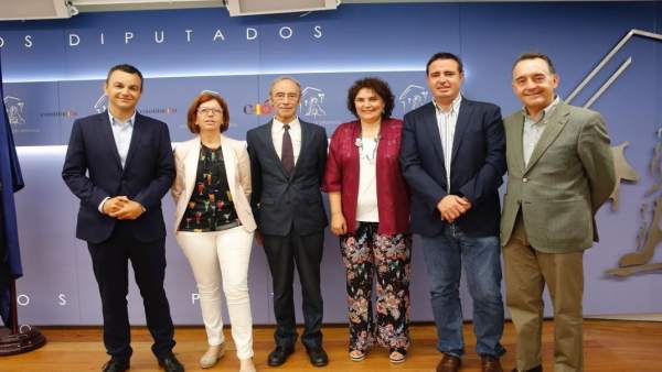 EL PSOE demana en el Congrés que el Corredor Mediterrani a la Comunitat tinga connexió amb l'Atlàntic i Cantàbric EL PSOE demana en el Congrés que el Corredor Mediterrani a la Comunitat tinga connexió amb l'Atlàntic i Cantàbric