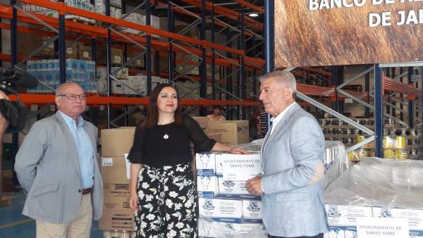 Madueño en su visita al Banco de Alimentos Madueño en su visita al Banco de Alimentos
