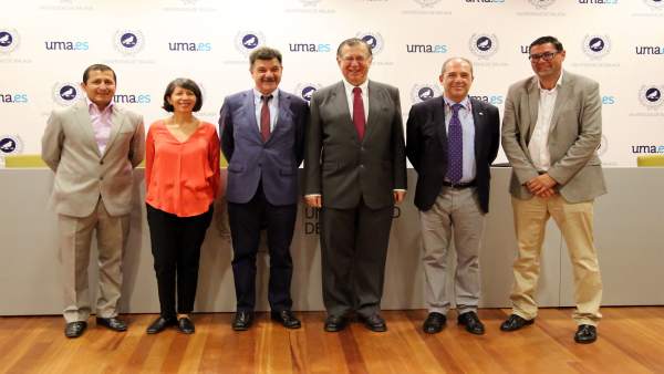 Firma convenio iberoamérica Firma convenio iberoamérica