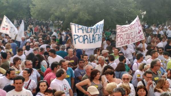 Manifestación por un precio digno para la cereza del Jerte Manifestación por un precio digno para la cereza del Jerte