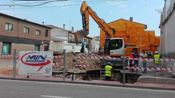 Obras en La Puebla de Alfindén (Zaragoza). Obras en La Puebla de Alfindén (Zaragoza).
