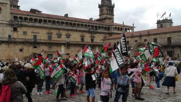 Concentración en apoyo al pueblo saharui en Santiago Concentración en apoyo al pueblo saharui en Santiago