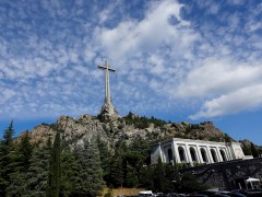 El Gobierno confirma que la exhumación de Franco se aprobará este viernes con un decreto ley