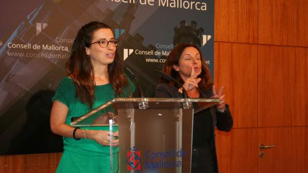 Sandra Espeja presenta el plan de residuos de Mallorca Sandra Espeja presenta el plan de residuos de Mallorca