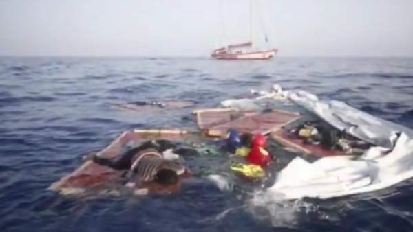 Inmigrantes muertos en el Mediterráneo Inmigrantes muertos en el Mediterráneo