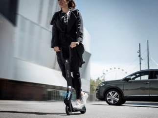 Patinete Peugeot e-Kick