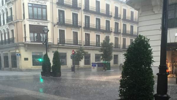 Lluvia en Valladolid. Imagen de archivo Lluvia en Valladolid. Imagen de archivo