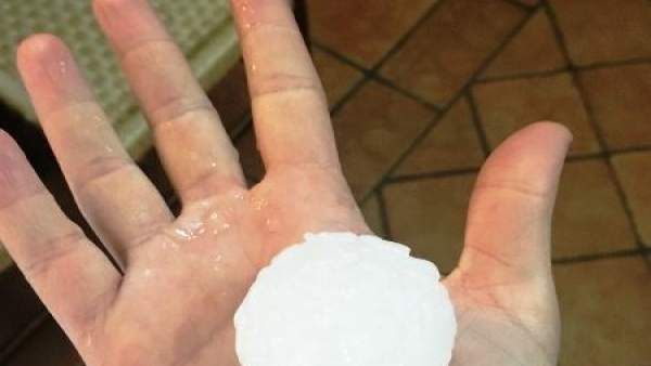 Soria.- Tamañon del granizo caído en la zona de Ágreda Soria.- Tamañon del granizo caído en la zona de Ágreda