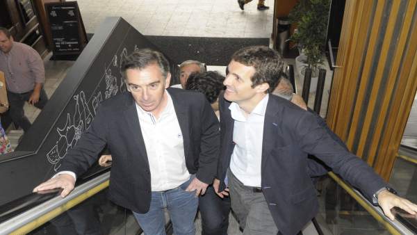Beamonte con Pablo Casado en un acto celebrado en junio en Zaragoza Beamonte con Pablo Casado en un acto celebrado en junio en Zaragoza