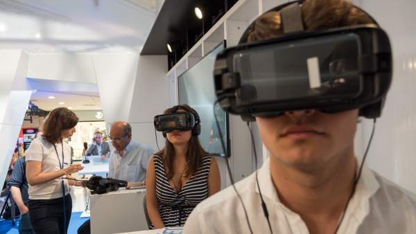La exposición de realidad virtual 'EU Saves Lives (La Unión Europea salva vidas)'