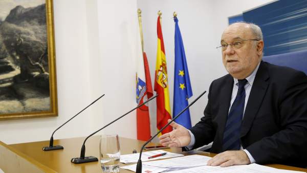 Sota en rueda de prensa Sota en rueda de prensa