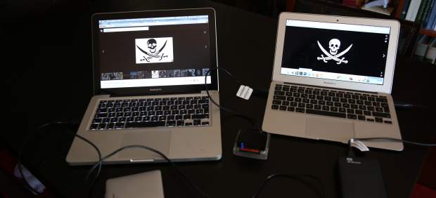 Ordenadores con contenidos piratas, en una imagen de archivo.