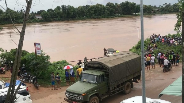 Rotura de una presa en Laos Rotura de una presa en Laos
