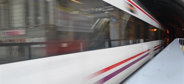 Fotografía recurso tren ADIF.