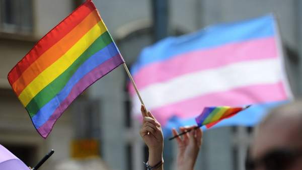 Bandera gay contra homofobia diversidad sexual Bandera gay contra homofobia diversidad sexual