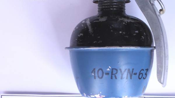 Imagen de uno de los artefactos Imagen de uno de los artefactos
