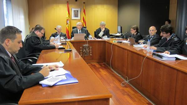 Vista En El TSJC Sobre La Regulación Barcelonesa De Las VTC. Vista En El TSJC Sobre La Regulación Barcelonesa De Las VTC.