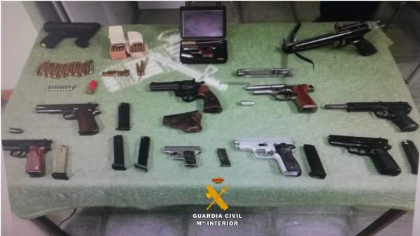 Armas incautadas a un vecino de Villanubla 26-7-2018 Armas incautadas a un vecino de Villanubla 26-7-2018