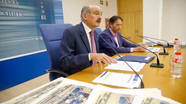 Mazón presenta el Plan de Puertos tras pasar de nuevo por Consejo de Gobierno Mazón presenta el Plan de Puertos tras pasar de nuevo por Consejo de Gobierno