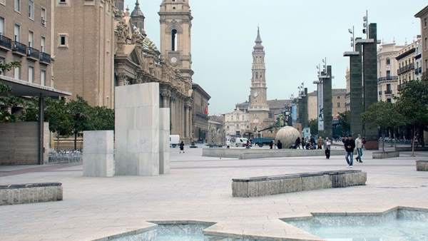 Plaza de Zaragoza Plaza de Zaragoza