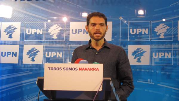 Sergio Sayas. Sergio Sayas.