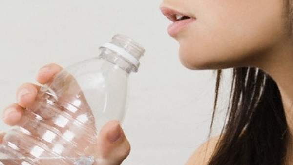 Agua, Hidratarse, Hidratación, Calor, Saludable, Vida Sana Agua, Hidratarse, Hidratación, Calor, Saludable, Vida Sana