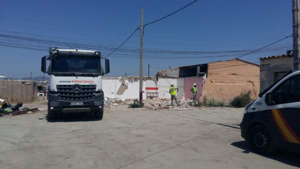 Son Banya, tareas de derribo Son Banya, tareas de derribo