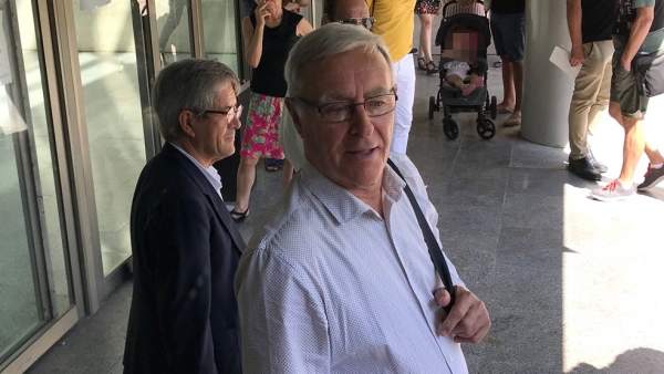 Arxiven la causa contra Ribó per no facilitar l'expedient de l'enquesta fallera Arxiven la causa contra Ribó per no facilitar l'expedient de l'enquesta fallera