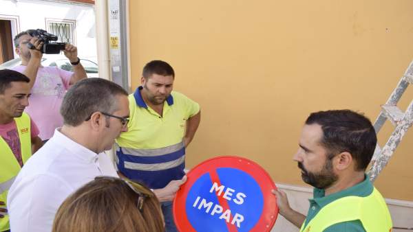 Reordenación estacionamiento en las calles de Los Palacios Reordenación estacionamiento en las calles de Los Palacios