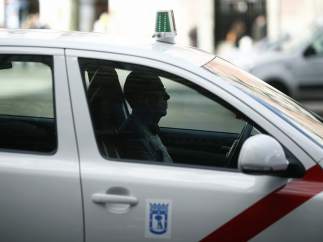 Tráfico, circulación, coche, coches, taxi, taxis