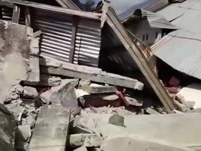 Cientos de escaladores atrapados a causa del terremoto en Lombok (Indonesia)