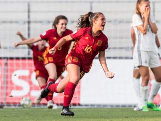 María Llompart, jugadora de Selección sub19.