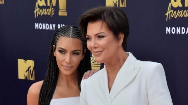 Kim Kardashian y Kris Jenner Kim Kardashian y Kris Jenner