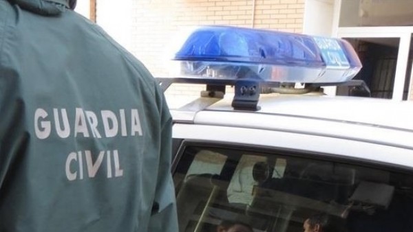 Imagen de archivo de un agente de la Guardia Civil Imagen de archivo de un agente de la Guardia Civil