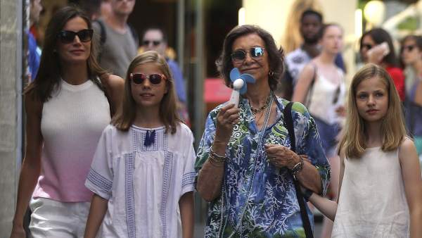 La familia real de vacaciones La familia real de vacaciones