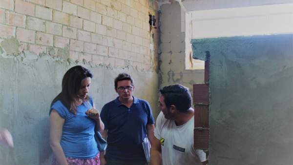 El Ayuntamiento de Alcalá de Guadaíra invierte en mejoras para los colegios El Ayuntamiento de Alcalá de Guadaíra invierte en mejoras para los colegios