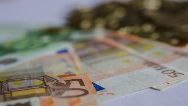 Monedas, moneda, billete. Billetes, euro , euros, capital, efectivo, metálico Monedas, moneda, billete. Billetes, euro , euros, capital, efectivo, metálico