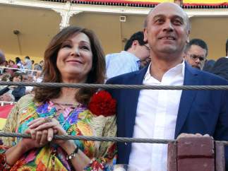 Ana Rosa Quintana y Juan Muñoz