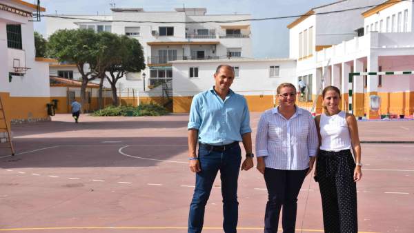 Los ediles y la alcaldesa Ana Mula, en el Sohail Los ediles y la alcaldesa Ana Mula, en el Sohail