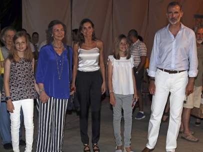 Los reyes asisten a un concierto de Ara Malikián
