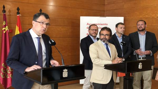 EL ALCALDE BALLESTA Y EL CONSEJERO PEDRO RIVERA EL ALCALDE BALLESTA Y EL CONSEJERO PEDRO RIVERA