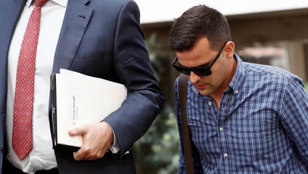Los profesores Pablo Chico y Álvaro Morente declaran como investigados por irregularidades en máster Cifuentes Los profesores Pablo Chico y Álvaro Morente declaran como investigados por irregularidades en máster Cifuentes