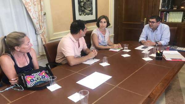 Reunión del alcalde de Vélez-Málaga por la Senda Litoral Reunión del alcalde de Vélez-Málaga por la Senda Litoral