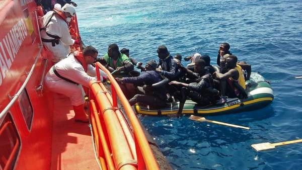 Migrantes rescatados por Salvamento Marítimo en el Estrecho Migrantes rescatados por Salvamento Marítimo en el Estrecho