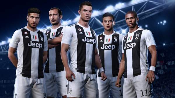'FIFA 19' 'FIFA 19'
