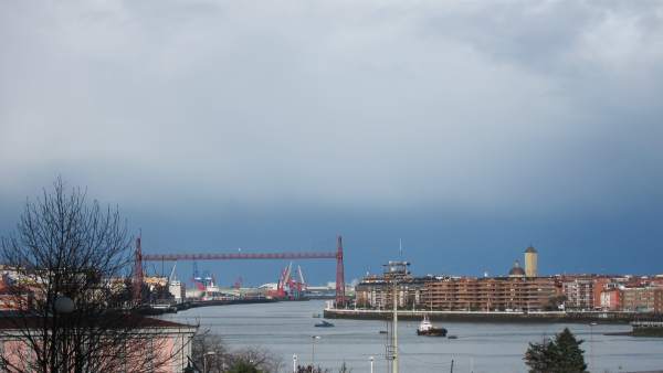 Nubes Sobre El Puente Colgante De Portugalete Nubes Sobre El Puente Colgante De Portugalete