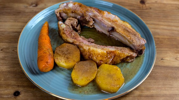 costillas de cerdo asadas con cerveza costillas de cerdo asadas con cerveza